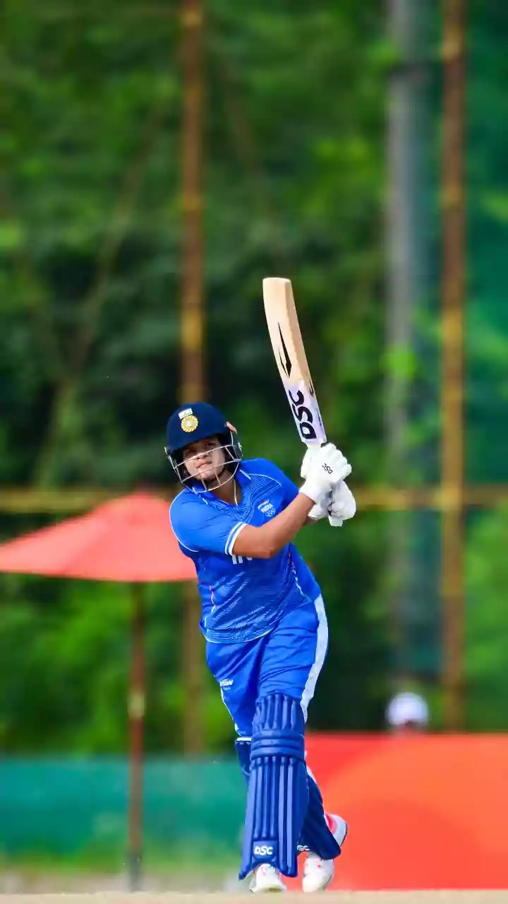 Shafali Verma breaks this WT20I record of Laura Wolvaardt: Details