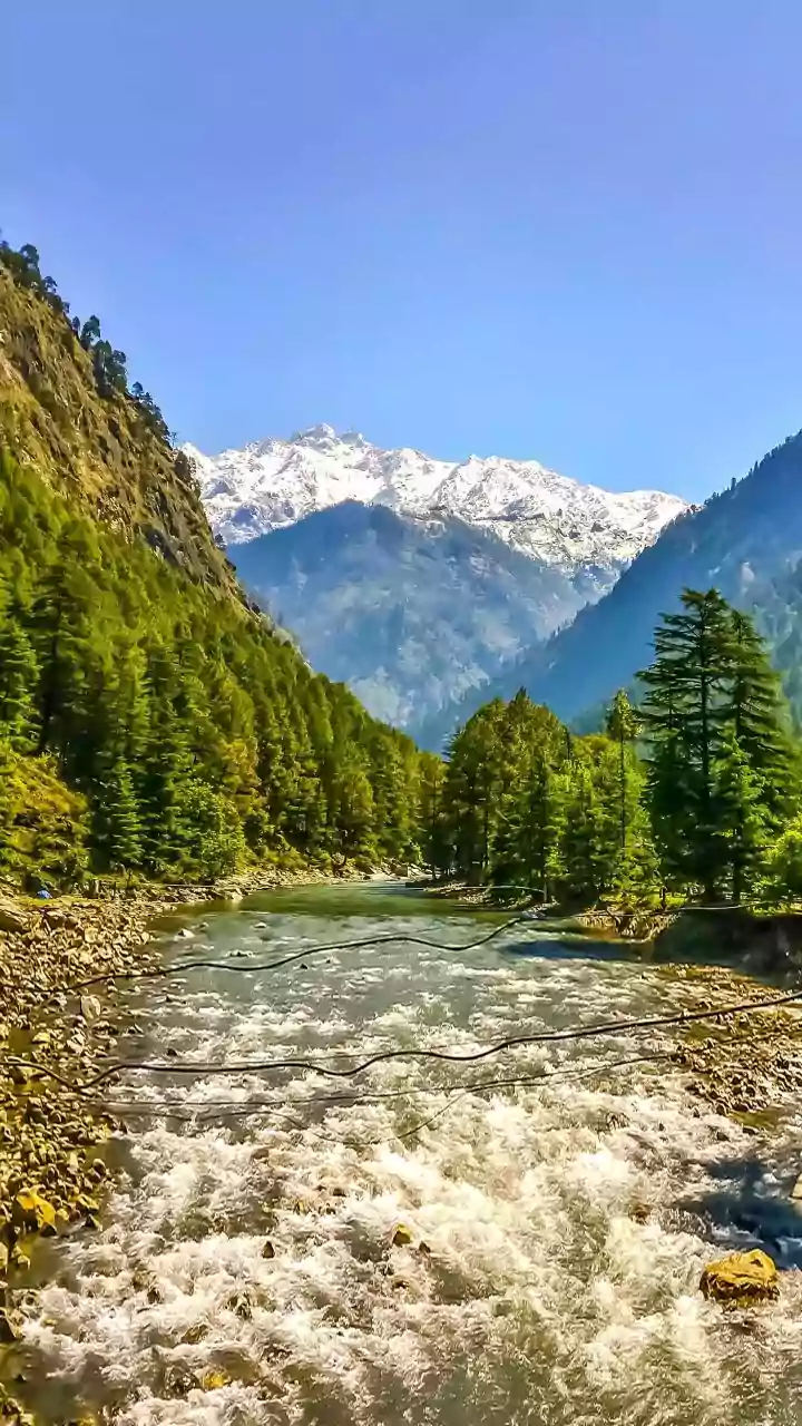 First-Time River Rafting In Rishikesh: Budget Safety Tips For Late-Monsoon Ganges Excursions