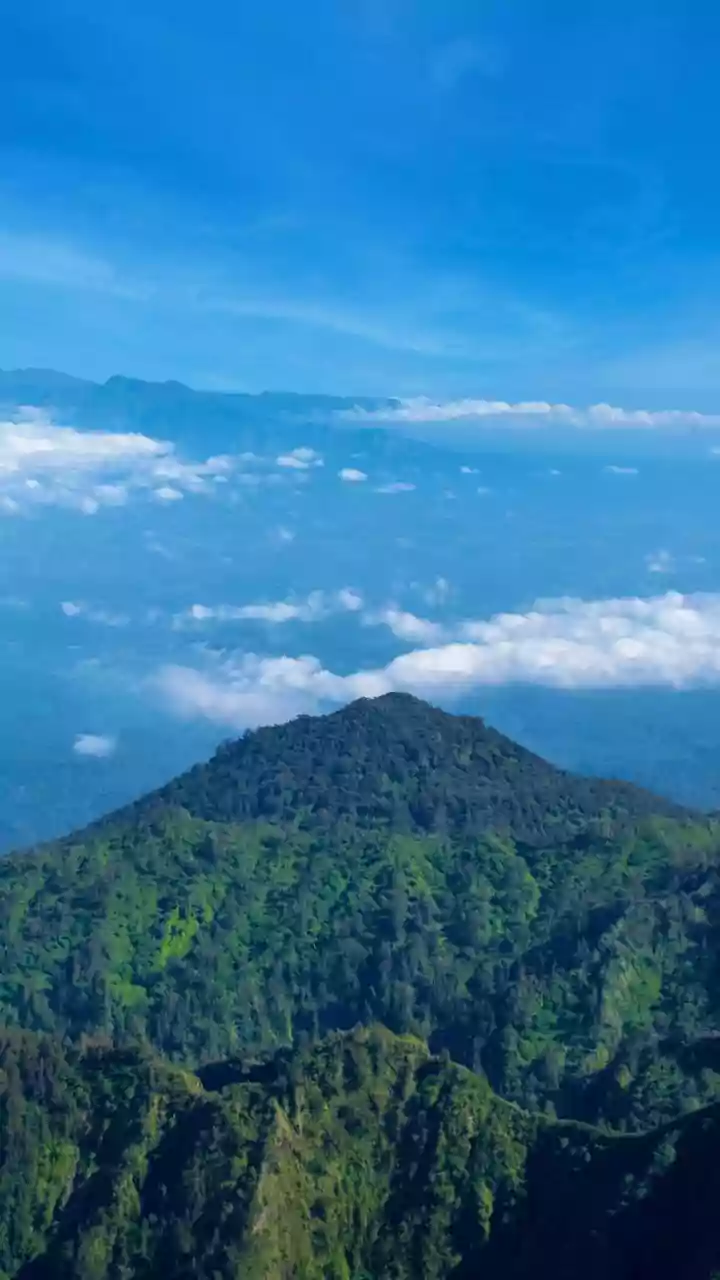 High Altitude Vision Loss: Causes, Risks & Prevention