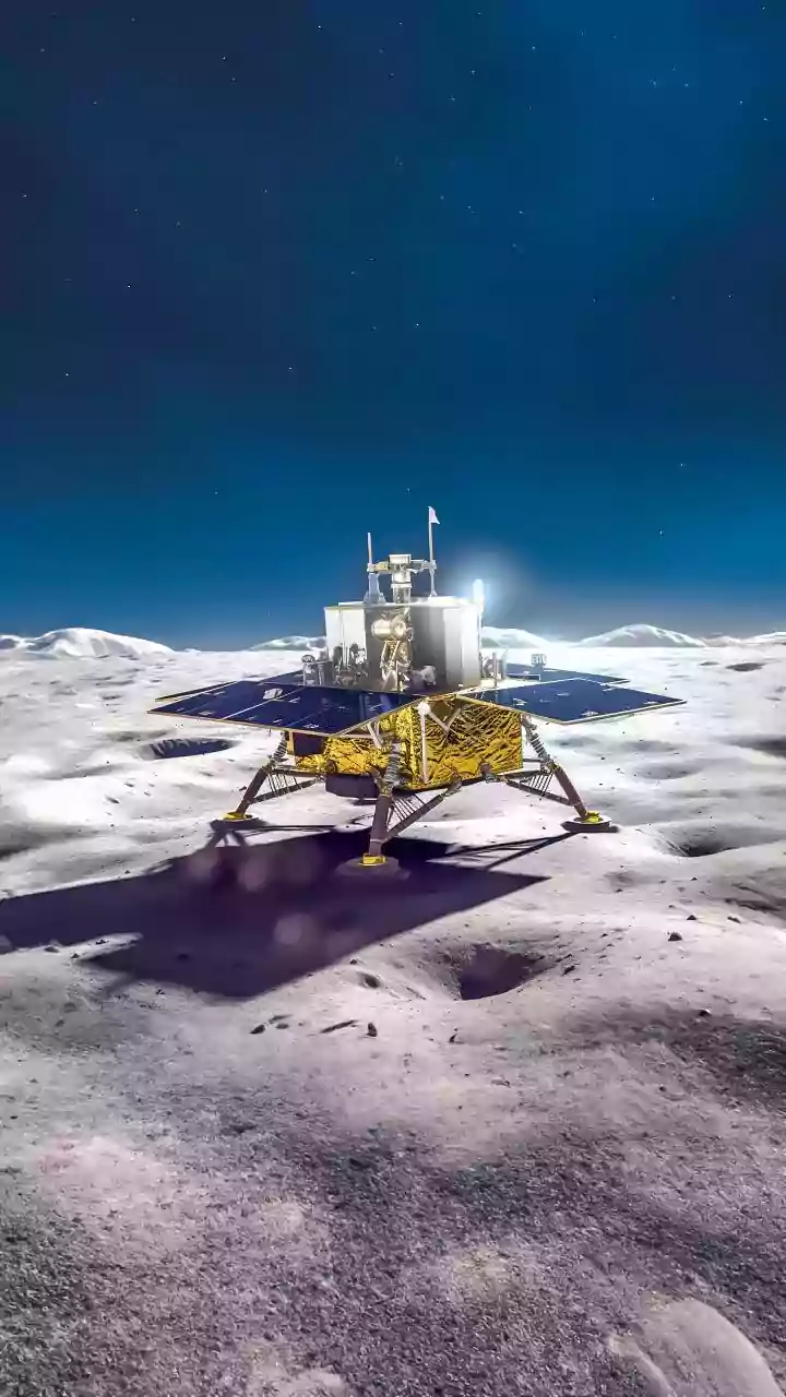 SpaceX's Lunar Leap: Building a Self-Sustaining Moon City Within a Decade