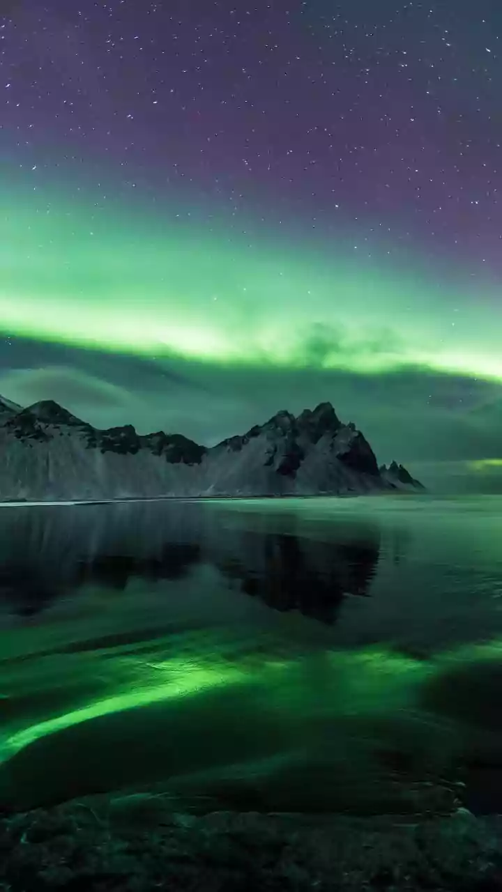 Cosmic Fireworks: 2026's Northern Lights Show!