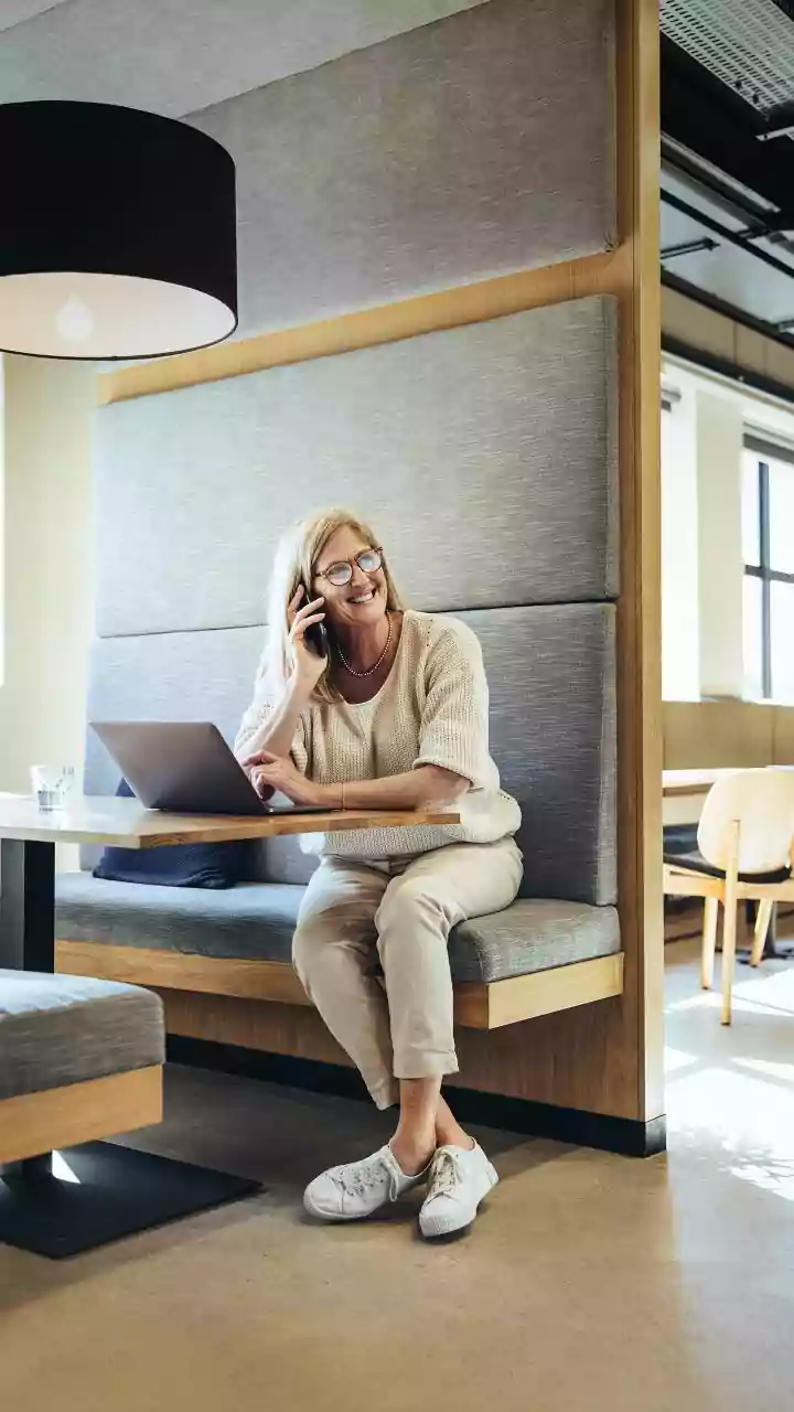 AI Meeting Assistants Help Capture Details While Professionals Stay Fully Engaged