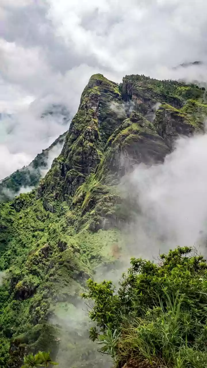 Anamudi: Kerala's Majestic Peak and the Jewel of the Western Ghats