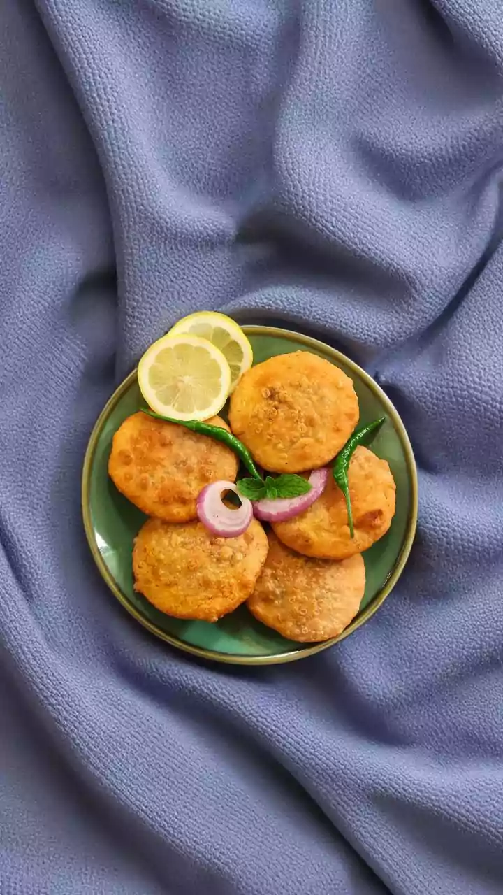 5 Flavorful & Healthy Indian Snacks for Weight Loss