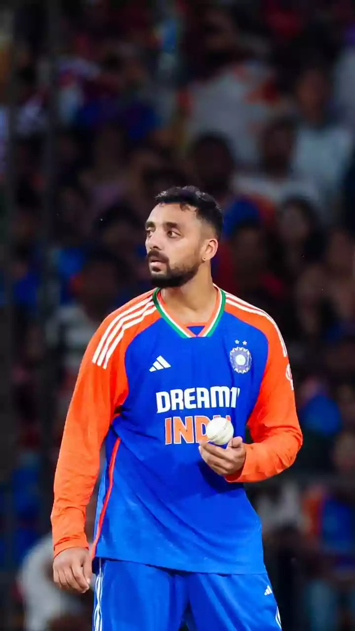 IND vs NZ 2026: 'Varun Chakaravarthy is a magician, was unfazed after getting hit for sixes in 1st T20I' - Former India captain