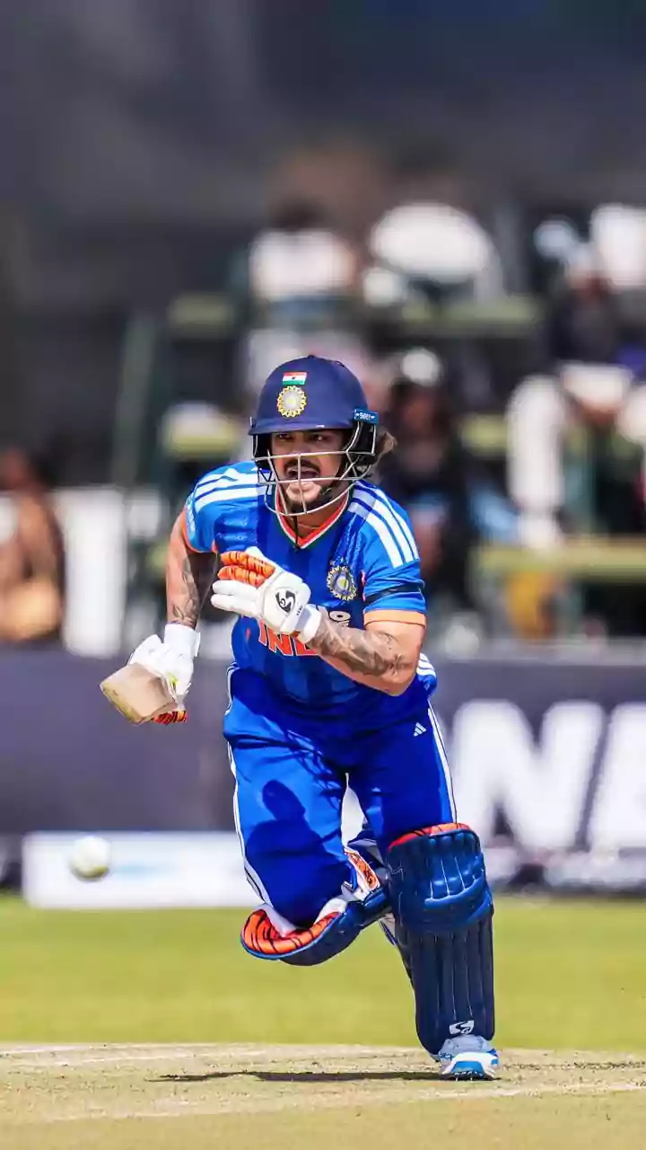 [Watch] Ishan Kishan signs a fan's bald head, video leaves netizens in stitches