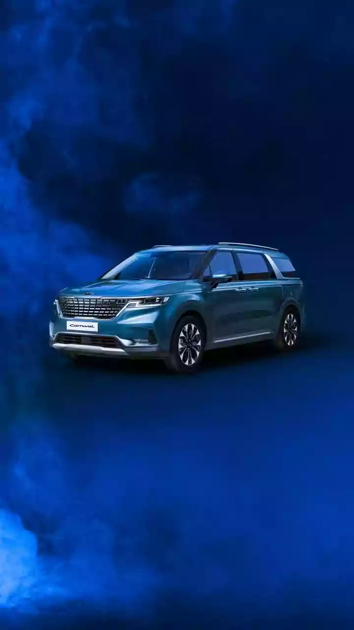 Kia unveils Carnival strong-hybrid for India at Sorento launch