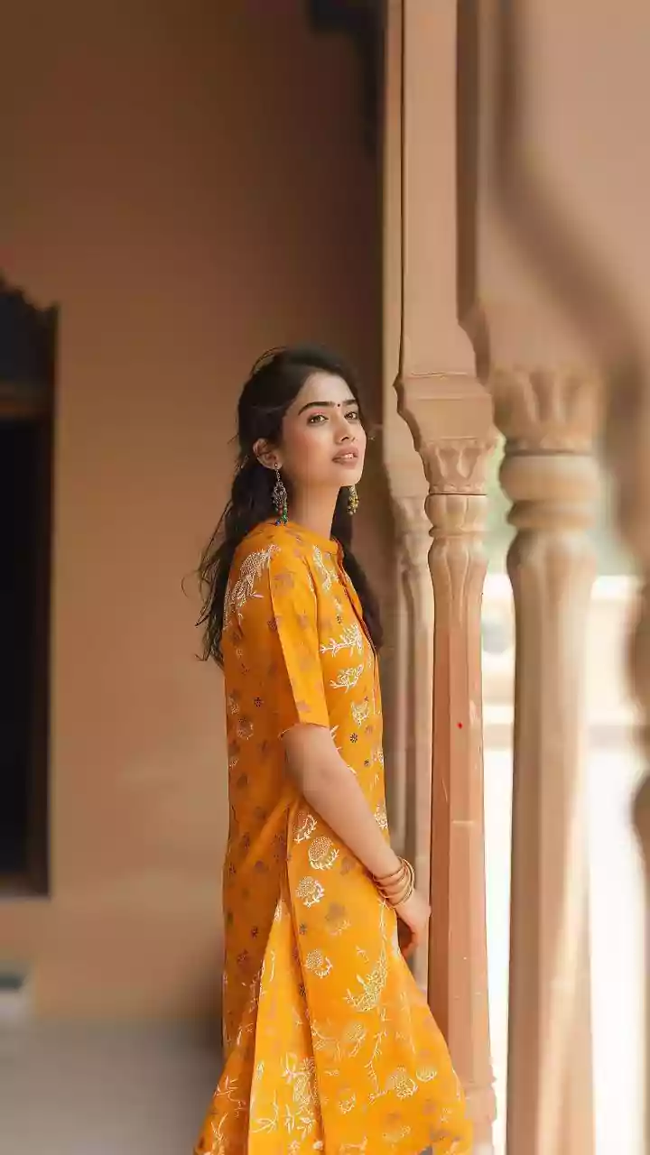 Effortless Elegance: Discover Chic Kurta Sets for Every Day on Amazon