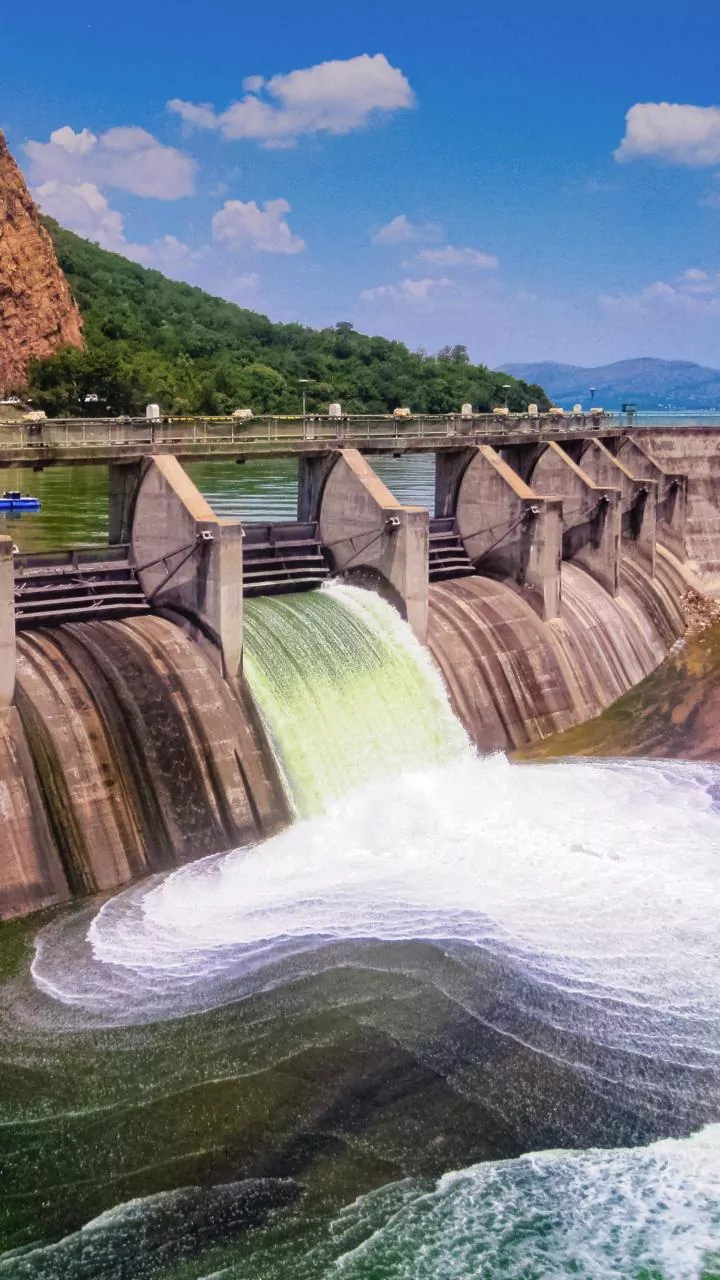 Flood Alert Issued for Villages Downstream of Patratu and Tenughat Dams