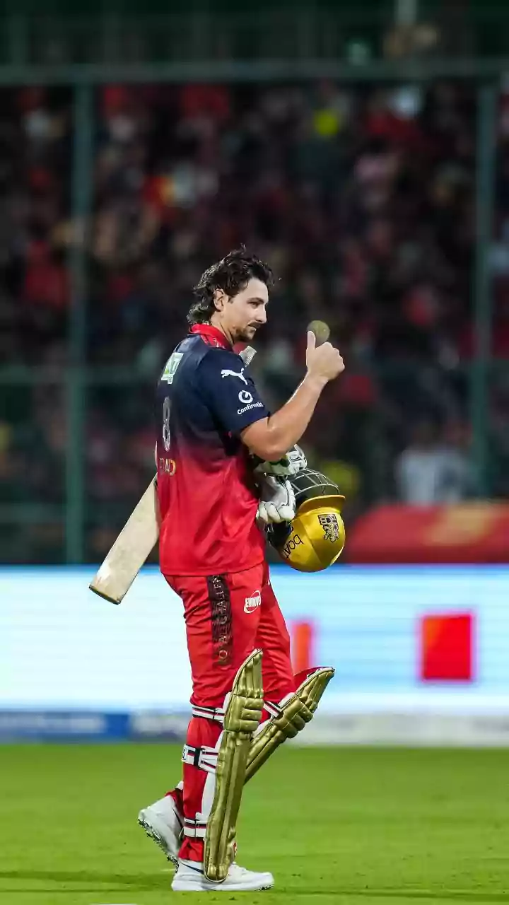 Tim David Says 'Bye-Bye' To Ball After Hitting It Out Of Chinnaswamy Stadium For 6, Video Goes Viral