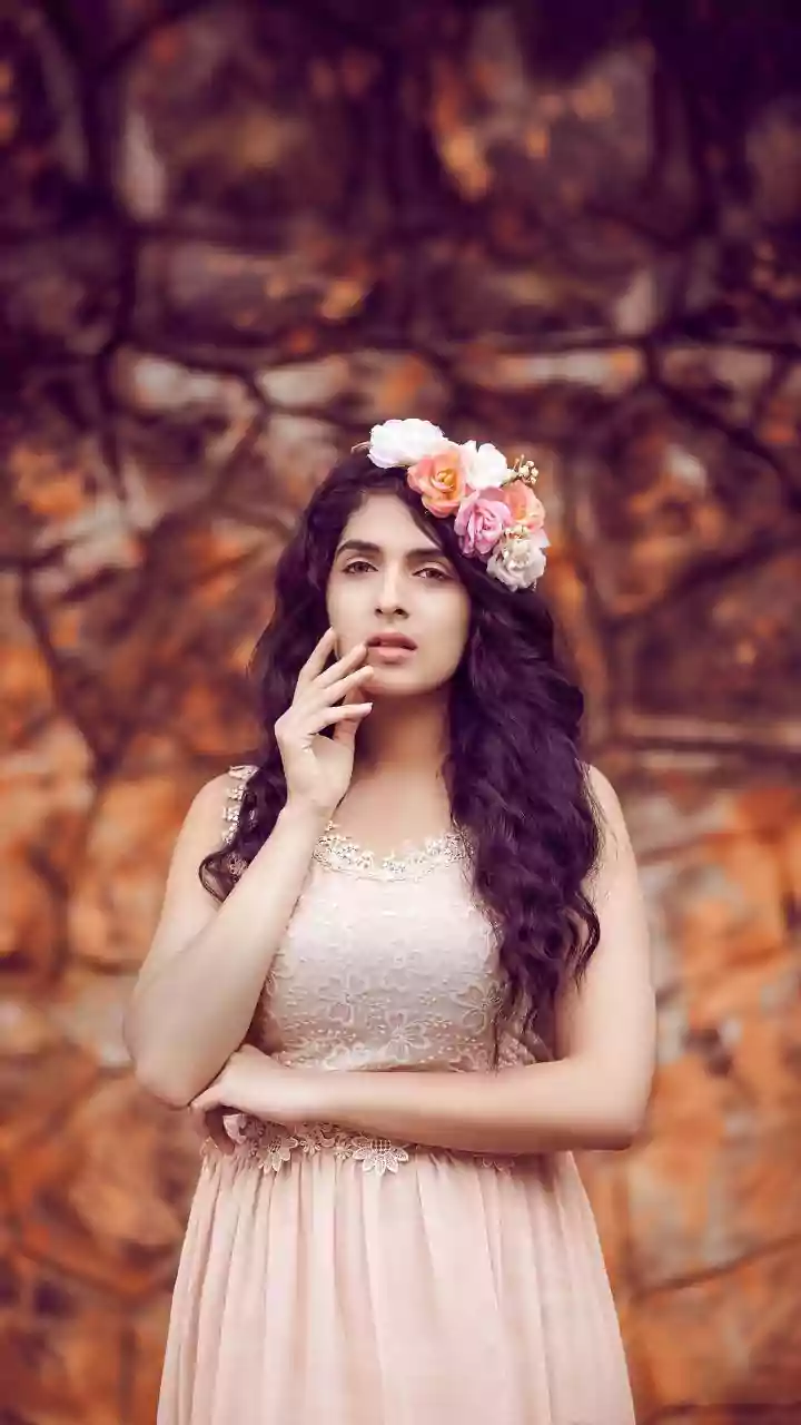 Why a Gajra Is Not The Only Way To Bring Flowers Into Indian Hairstyles