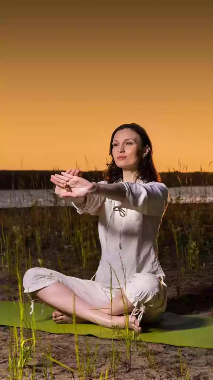 The Best Evening Stress Buster Mixes Hatha With Nature