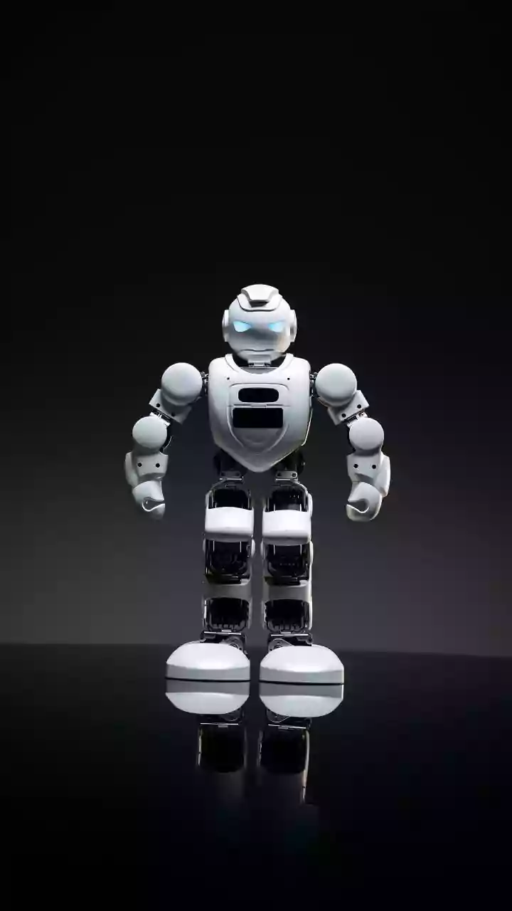 CES 2026: Robots dance to K-pop, fold laundry