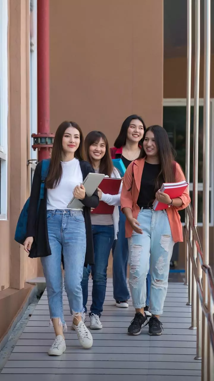 IBSAT 2025 Applications Close Today for MBA/PGPM Admissions to ICFAI Business School's 9 Campuses