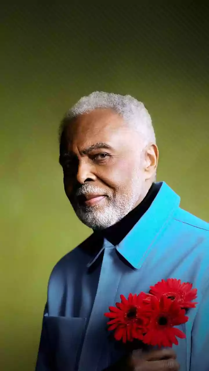Aos 83 anos, Gilberto Gil mostra aula de pilates e impressiona fãs:'Melhor coisa do mundo'