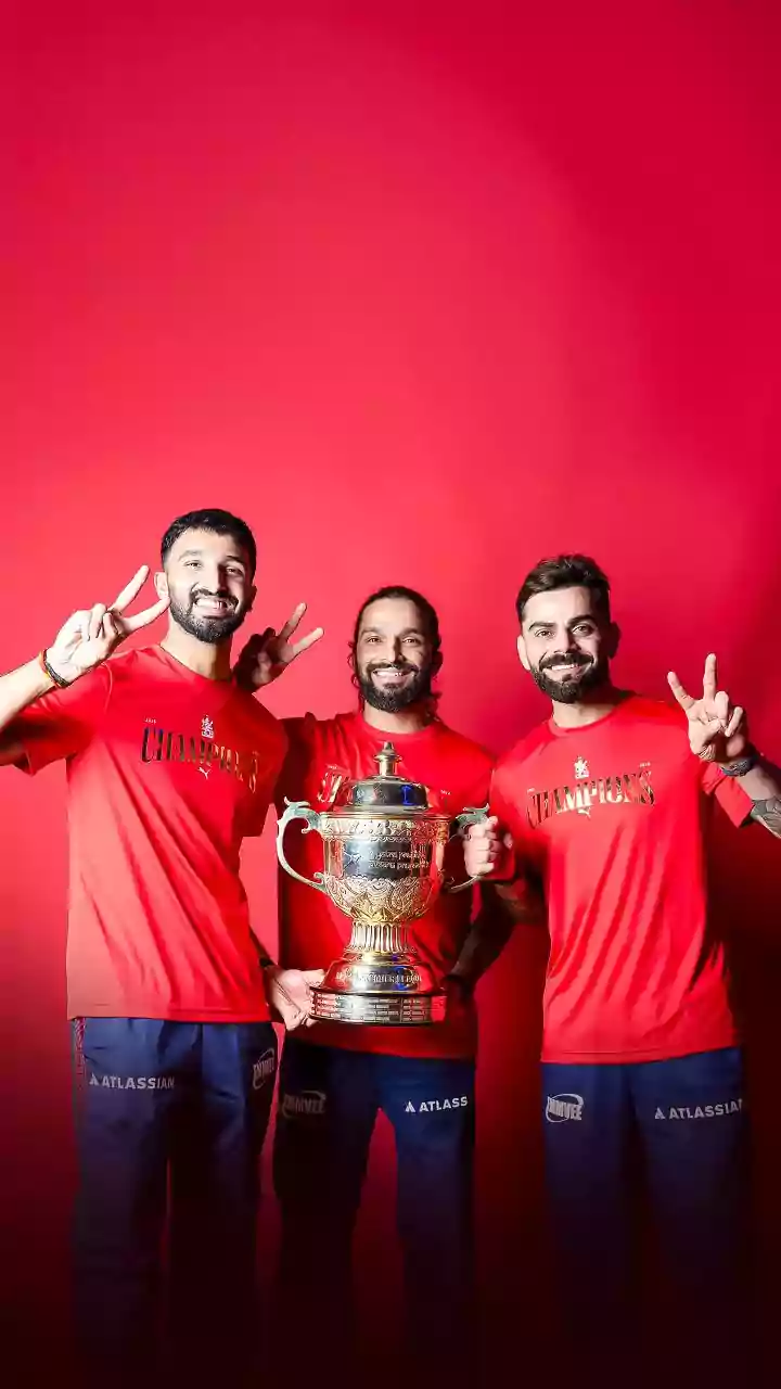 Virat Kohli insists Rajat Patidar to lift trophy first despite RCB skipper’s request