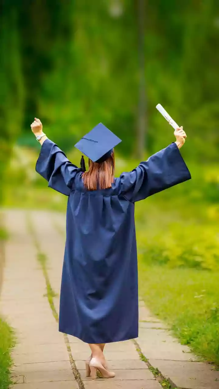 Infosys to Hire 20,000 Graduates in FY27 Amidst AI Surge