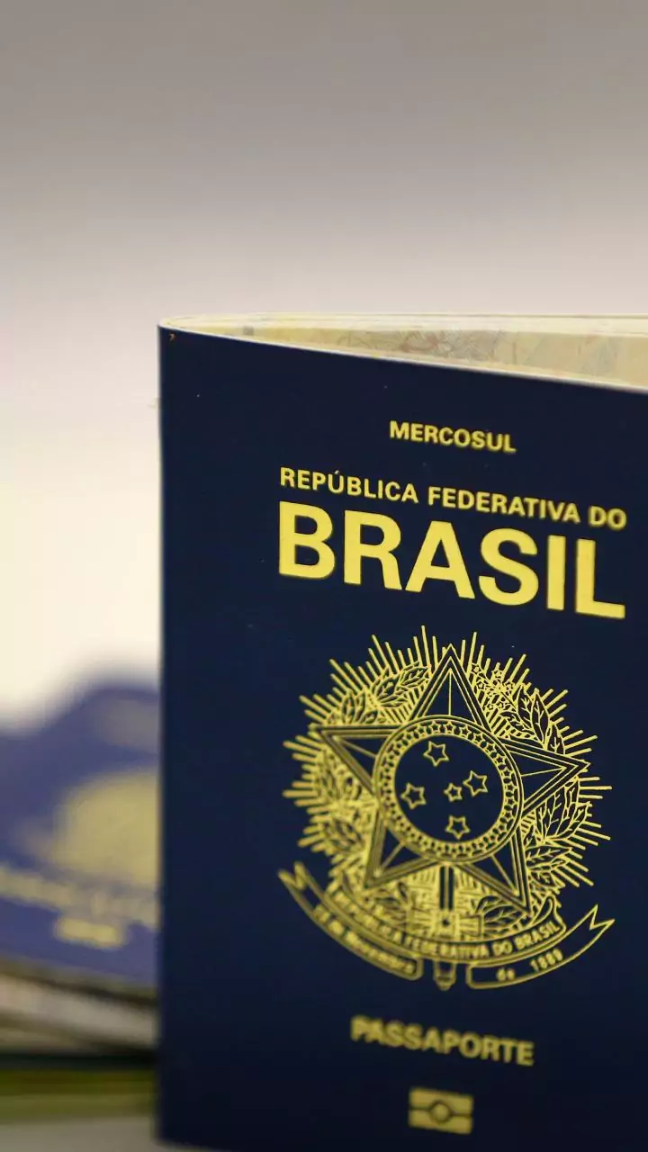 Passaporte brasileiro sobe no ranking global e vira o 2º mais forte da América Latina