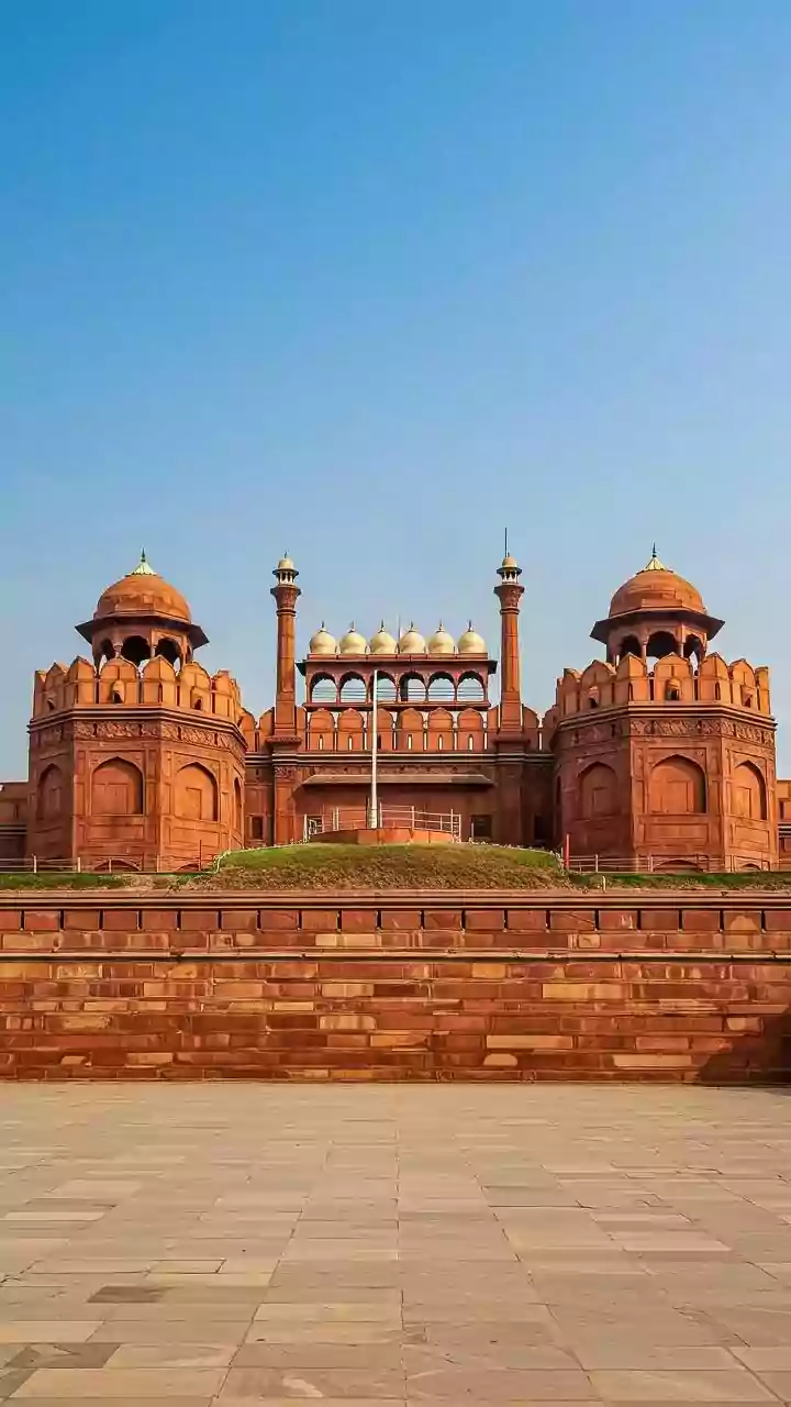 Bangladesh Remains Volatile, India Sees Protests, Clashes Outside Dhaka Missions In Delhi, Bengal