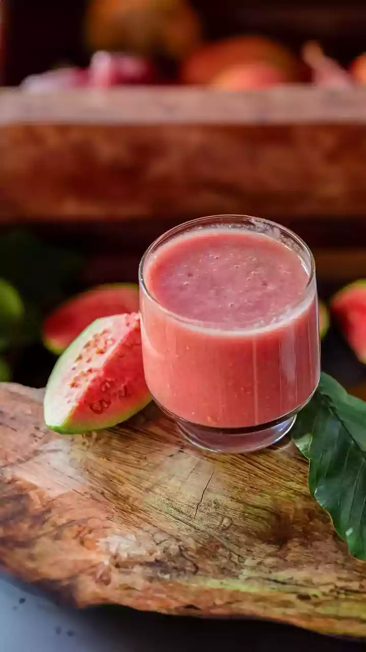 Impress Your Friends With These Guava Chilli Welcome Drinks
