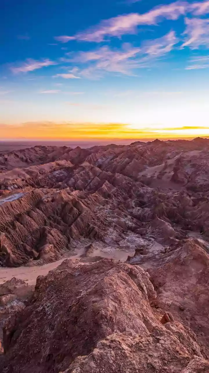 Cosmic Scars: 5 Astonishing Meteor Craters You Can Visit Around the Globe