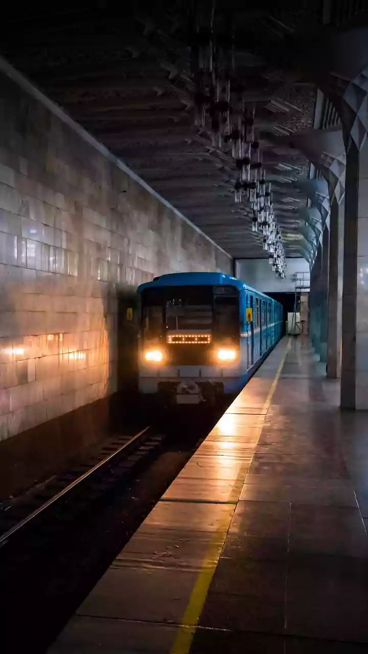Mumbai Metro Line 3 Serves 1.55 Lakh on Day 1