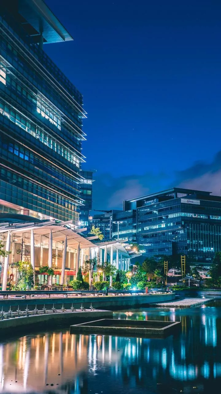 Singapore Calling: Study Without IELTS & Secure Funding in 2026