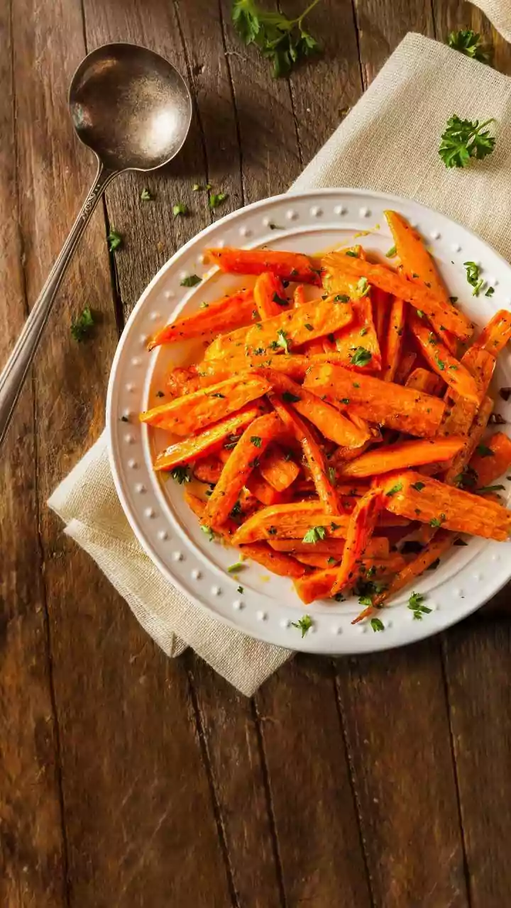 Roasted Carrots With Herbs Is One Way To Enjoy Carrots