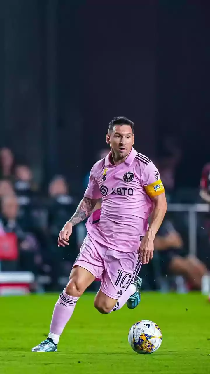 Referee Under Fire for Booking Lionel Messi in Inter Miami vs. Cincinnati match