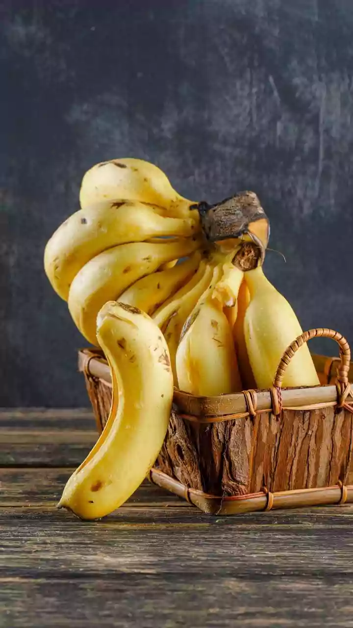 Bananas Beside Apples Turn Softer and Sweeter More Quickly