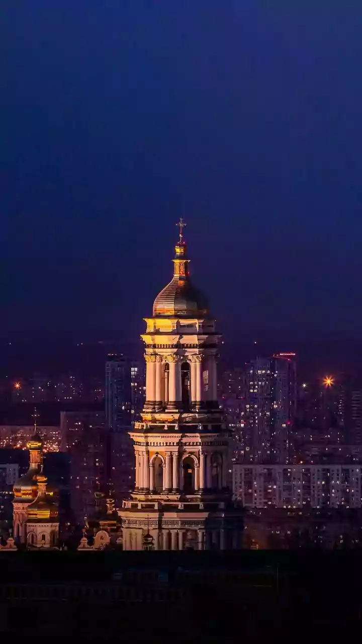 Russia Strikes Kyiv With Missile, Drones While Zelenskyy Prepares to Meet Trump - A Message For US President?