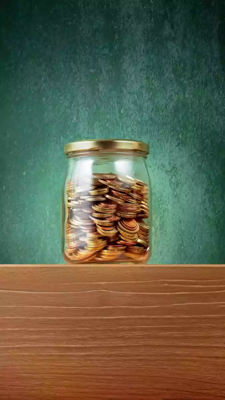 High yield liquid funds deliver higher returns on surplus salary than savings accounts
