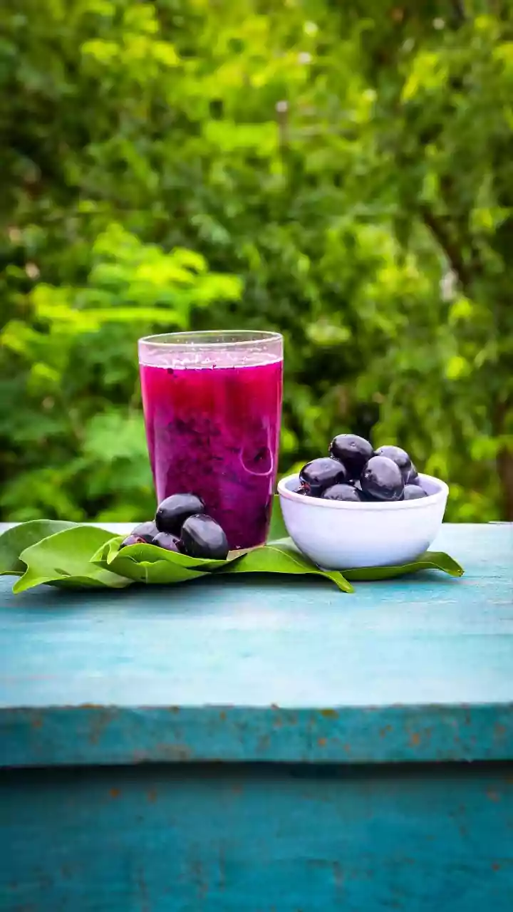 Why Gen Z Is Obsessed With Coconut Milk Jamun Smoothies