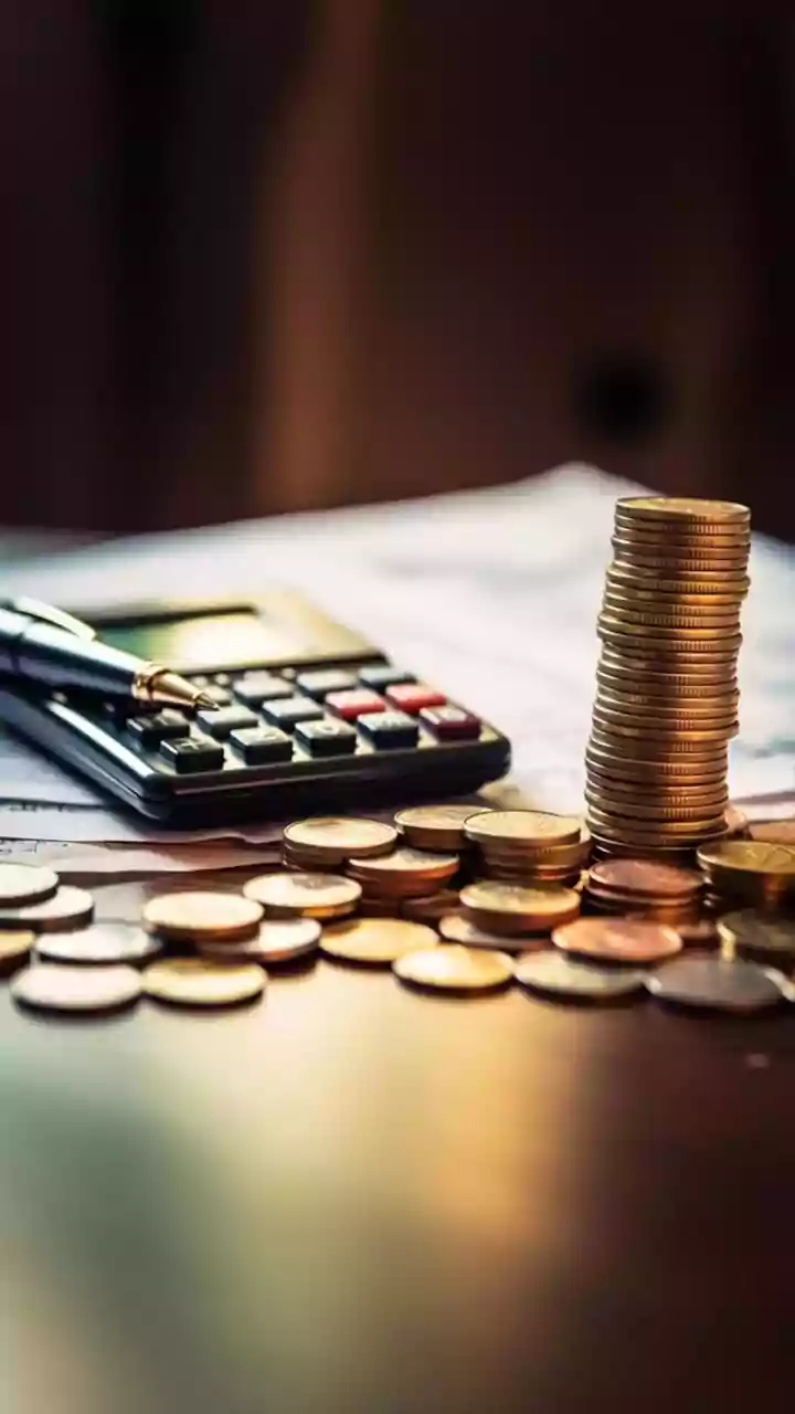 Advance Tax Deadline Today (December 15, 2025): Penalties for Late Payment Explained