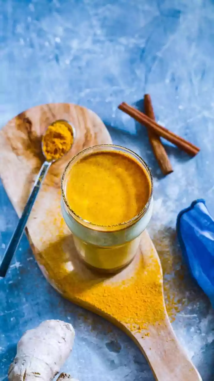 Glow Up Naturally: The Amazing Turmeric Ginger Shot for Radiant Skin