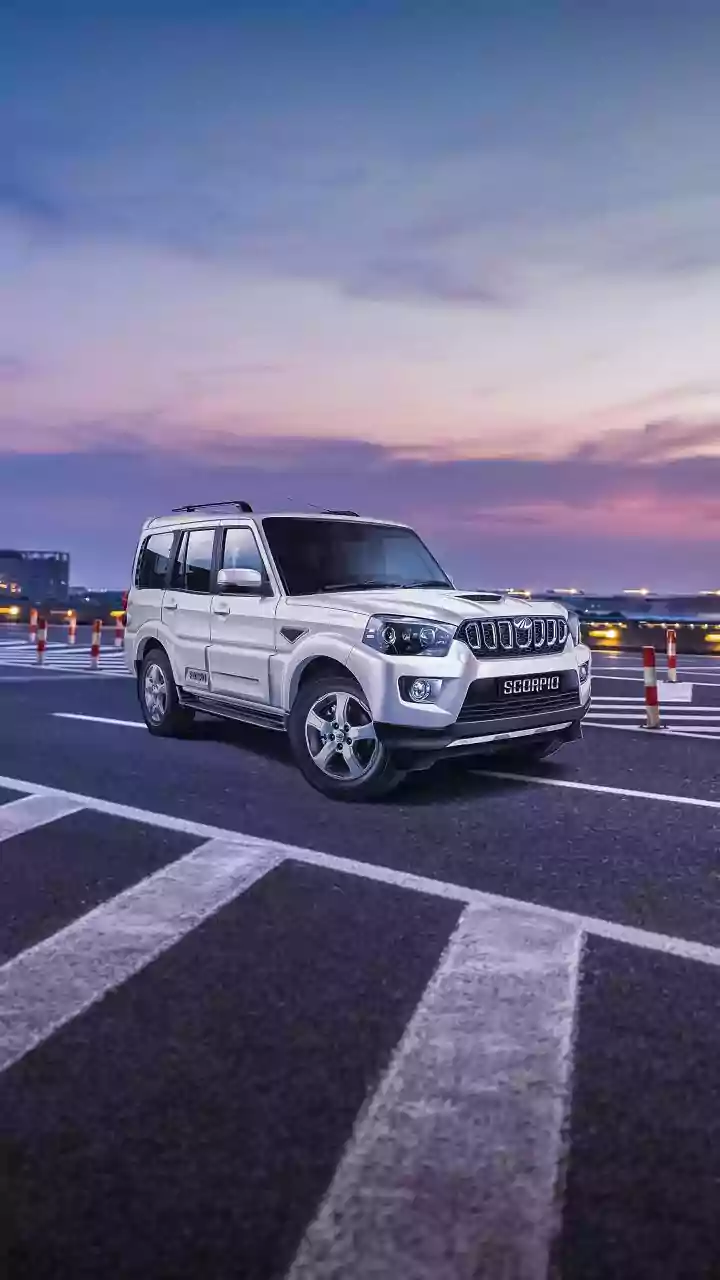 Haryana: Criminals In Scorpio Car Try To Run Over Students In Rohtak College; Watch Shocking Video