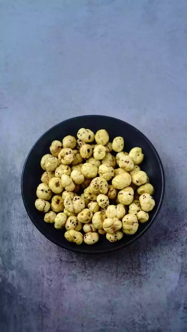 Healthy Roasted Makhana: 3 Delicious Recipes for Snacking