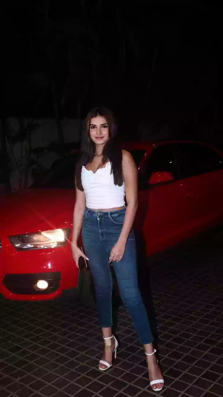 'Shameful And Sick': Tara Sutaria Reveals Negative Captions Were Sent To Content Creators & Meme Pages To Malign Her Image After AP Dhillon Kissing...