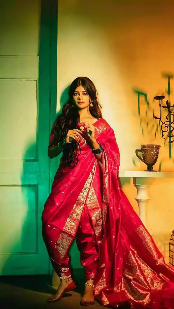 Upcycled Saree Window Drapes Infuse City Apartments With Rich Colors And Heritage Handloom Woven Textures