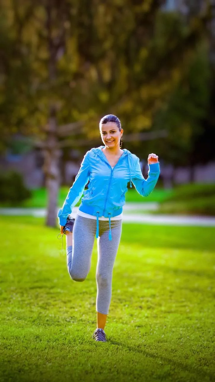 Short Group Games Can Make Early Exercise Feel Less Repetitive With Team Activities Add Coordination And Communication To A Morning Routine As The ...