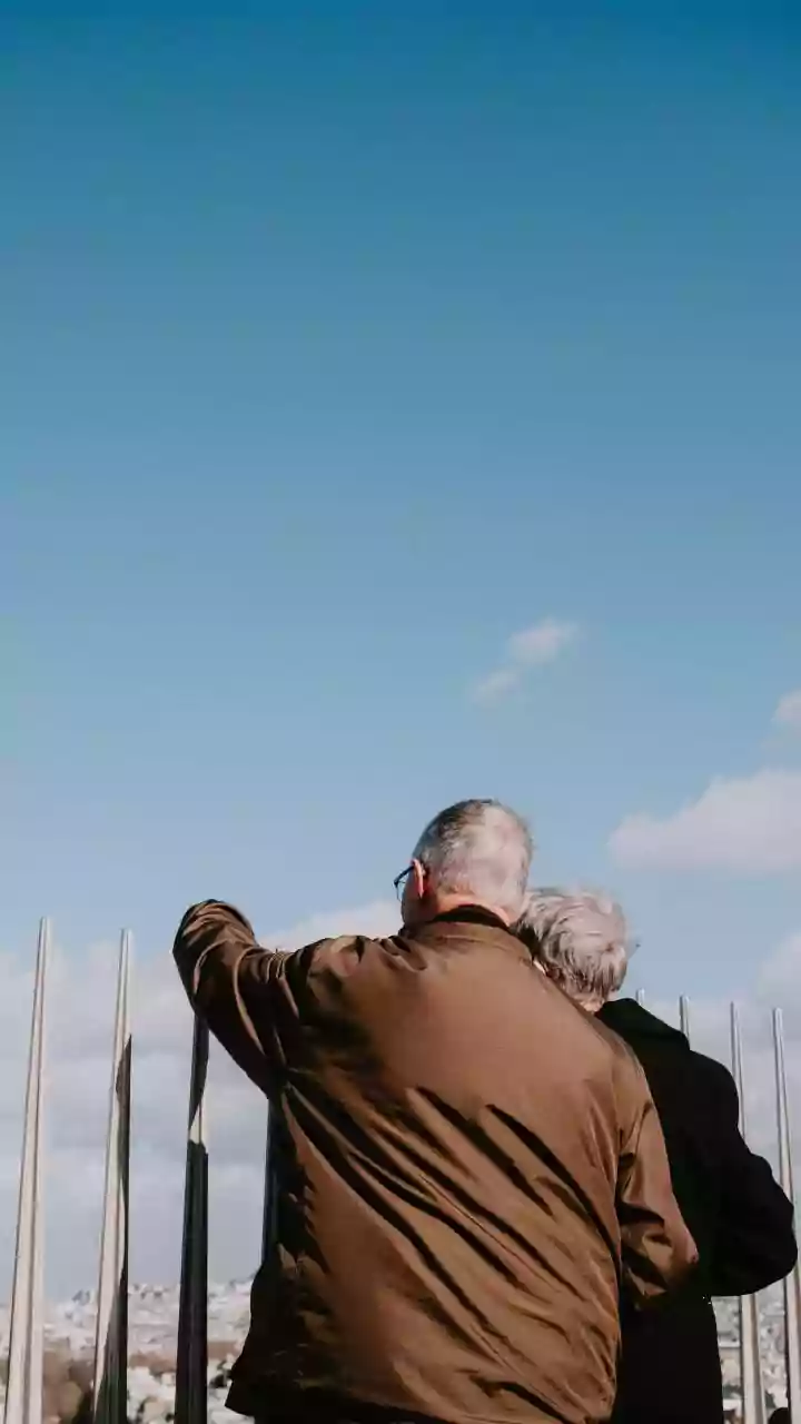 5 Daily Habits for Elderly Parents in 2026: A Fitness Guide