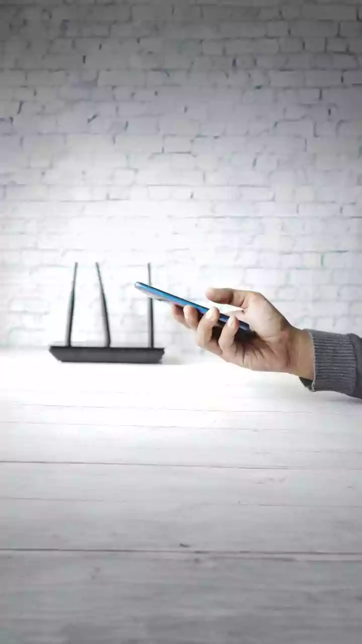 German researchers find Wi-Fi routers identify nearby people 99.5% accurately