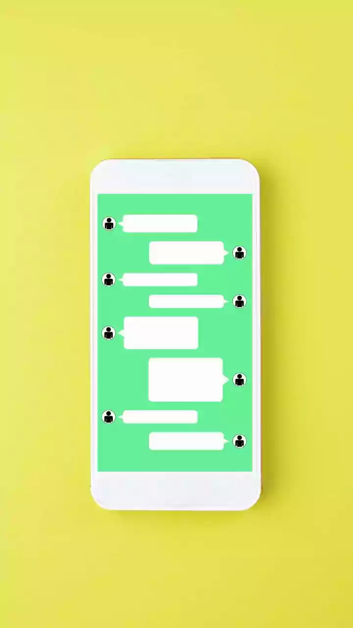 WhatsApp now lets users add role-based tags in group chats
