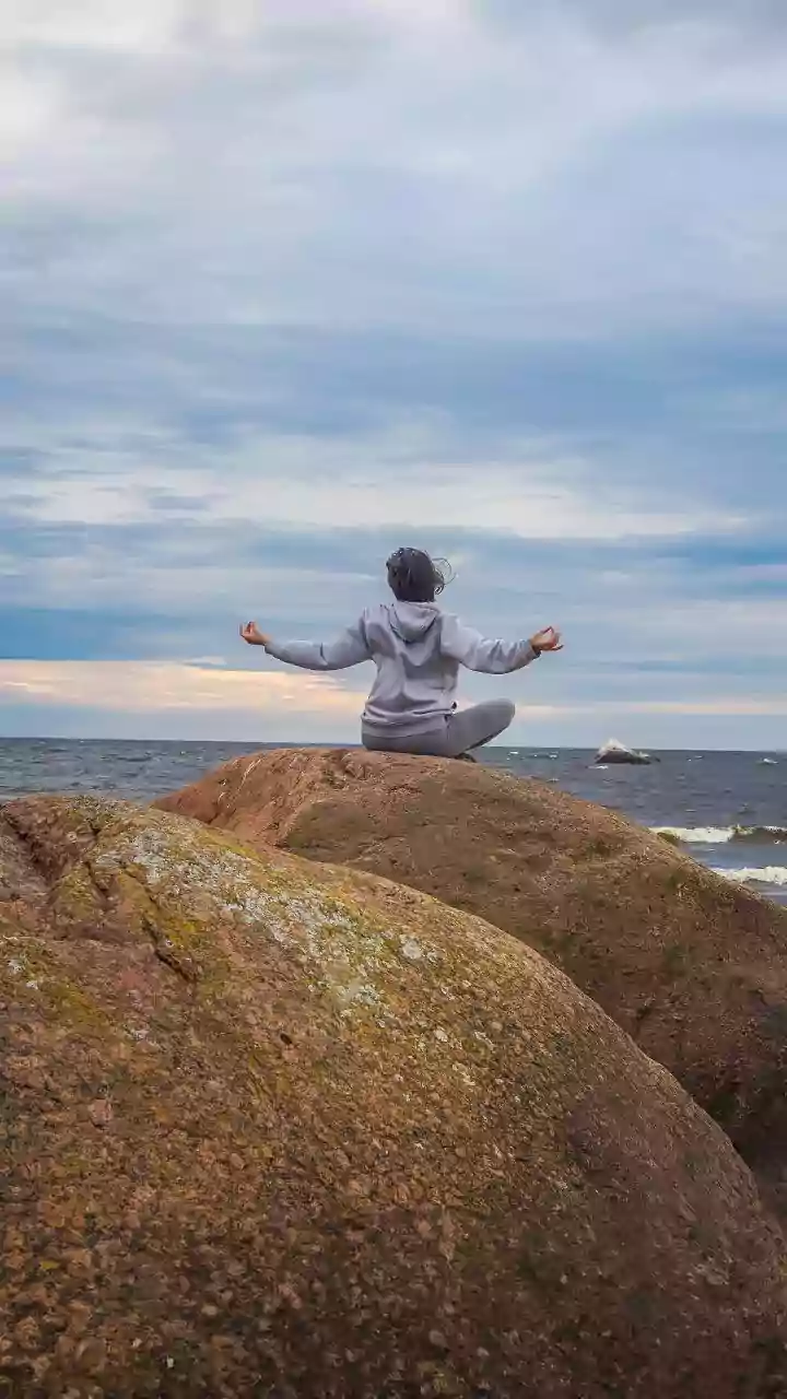 A importância do autoconhecimento e da meditação na vida corrida