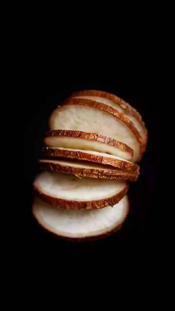 Kitchen Staple to Sunburn Savior: The Humble Potato's Healing Power Revealed!