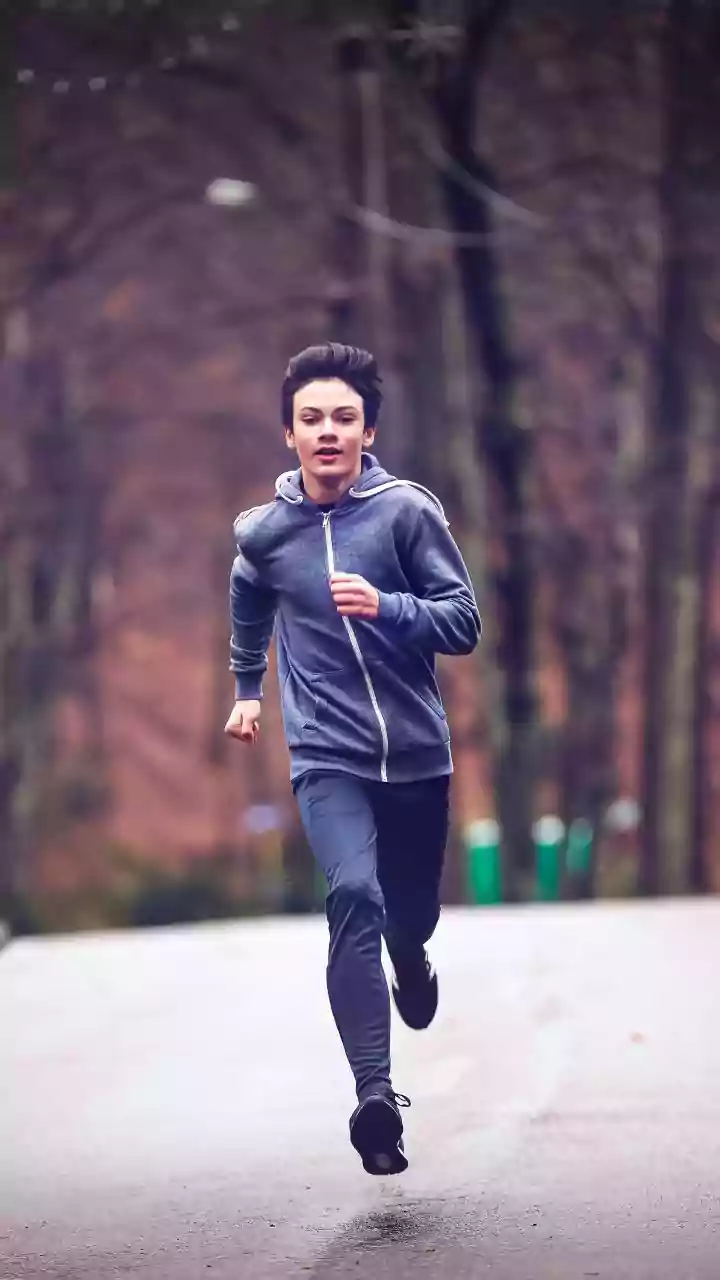 Adapting Wind-Resistant Activewear Choices Ensures Comfort For Winter Outdoor Workouts Across India