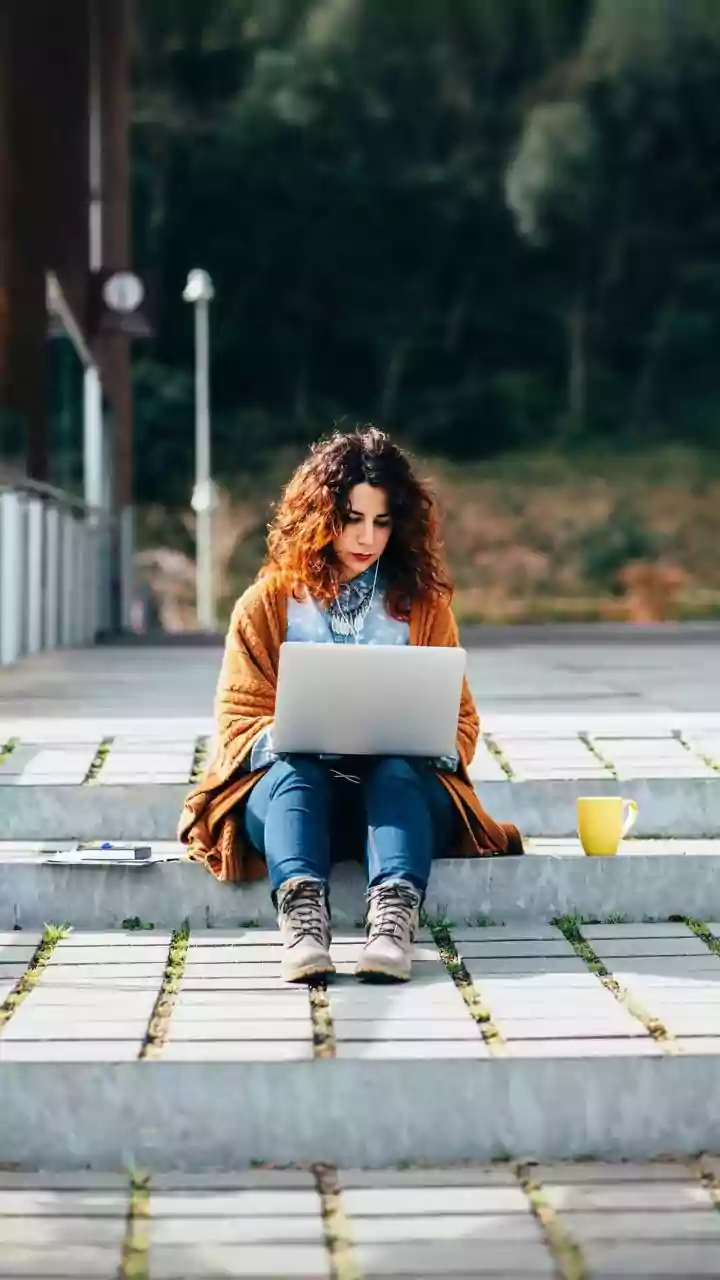 AI Financial Assistants Help Indian Freelancers Organize Invoices And Maximise Tax Deductions