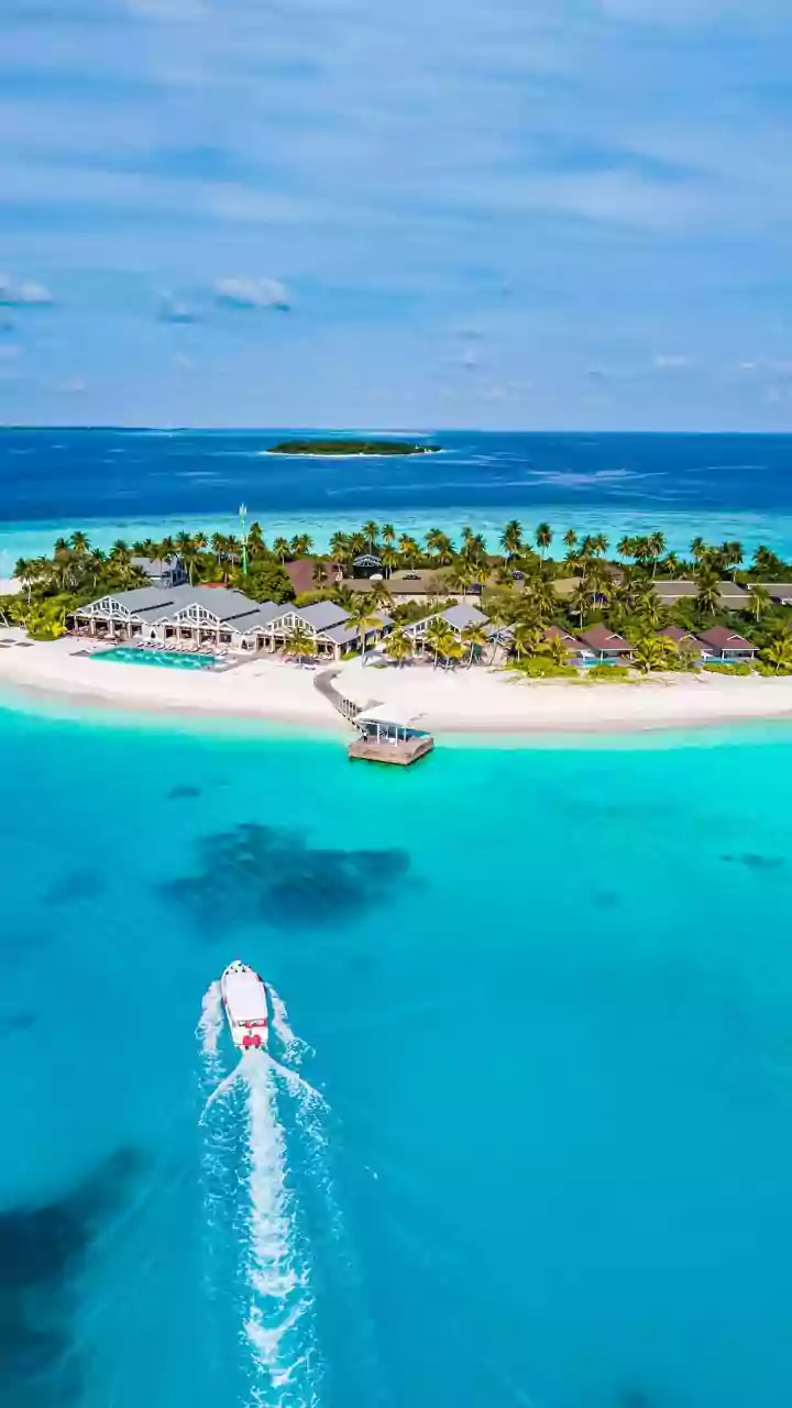 Sri Lanka's Visa Waiver Allows Young Indian Backpackers Easy 5-Day Island Getaways