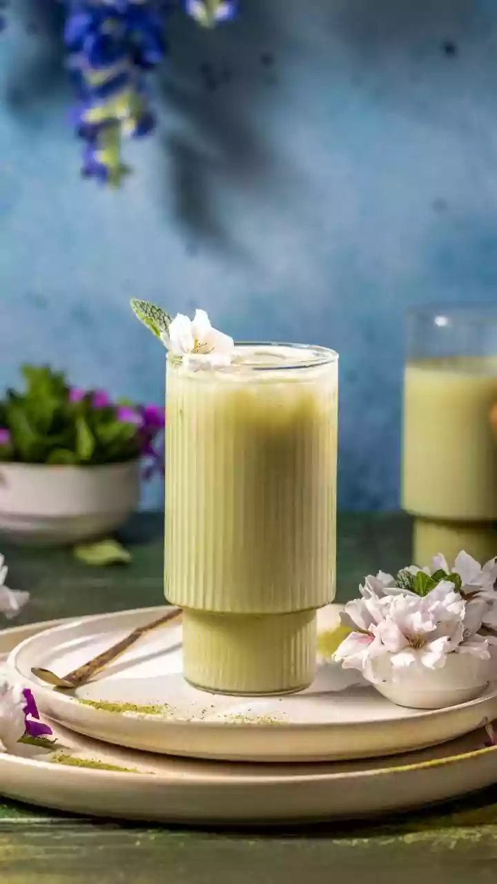 Why Young Urban Professionals Are Switching From Espresso To Matcha During Work Hours