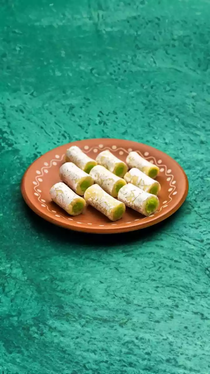 Desserts That Wowed India In 2025; Dubai Inspired Pistachio Kunafa Chocolate & Knafeh Ruled Desi Hearts